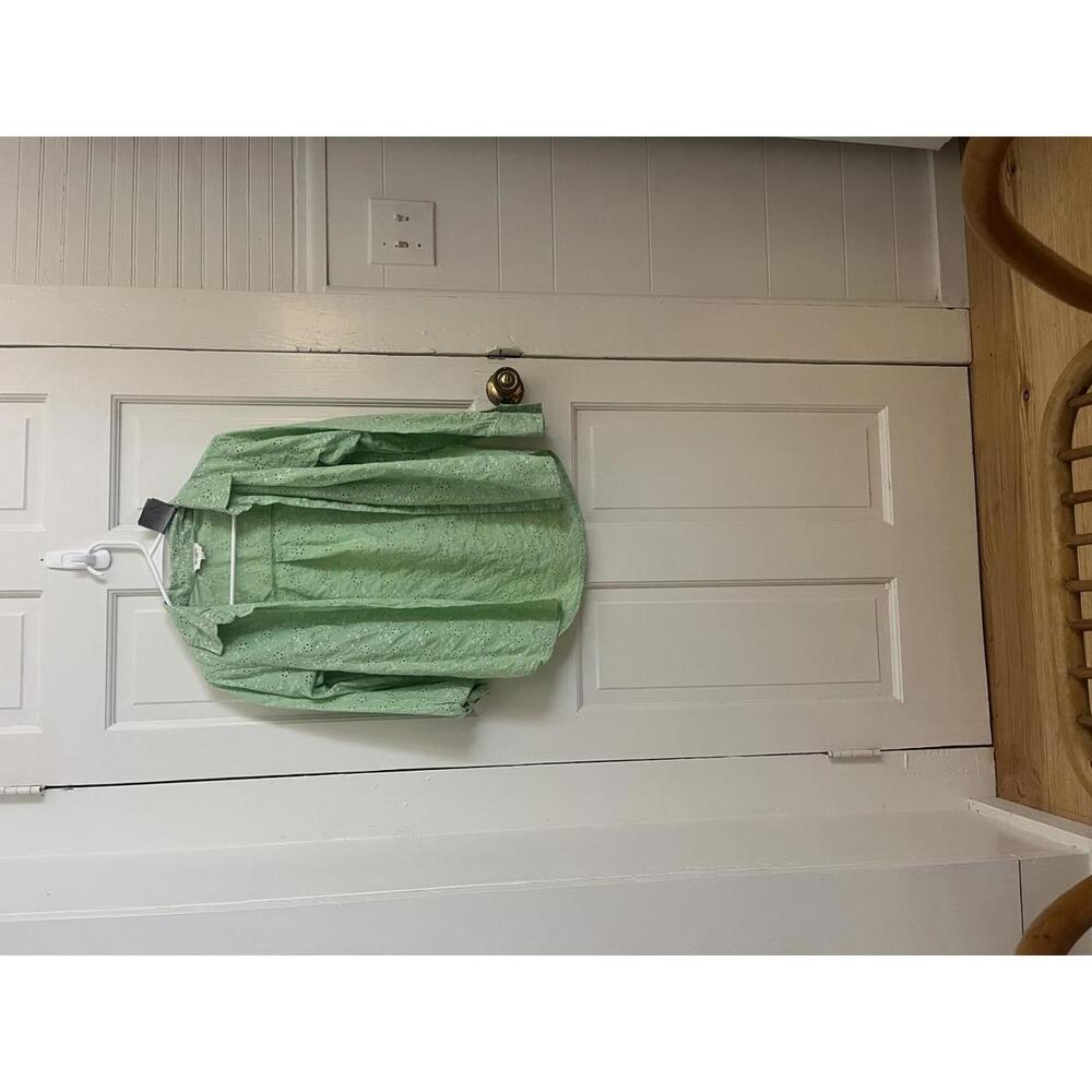 Light Green Embroidered Button-Up Shirt - XSP